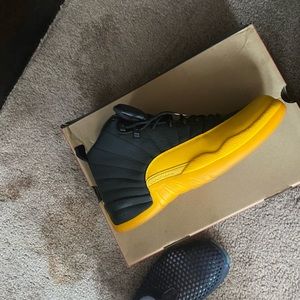AIR JORDAN 12 RETRO 'UNIVERSITY GOLD'
